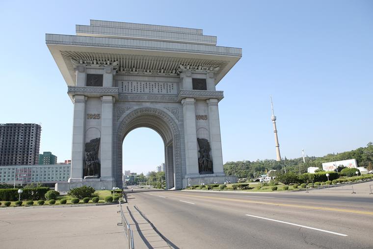 El Arco de Triunfo en Pyongyang, completado en 1982, marca el 70º aniversario del aniversario de Kim II-sung.