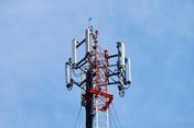 Vysílací stožár 5G mobilní sítě
