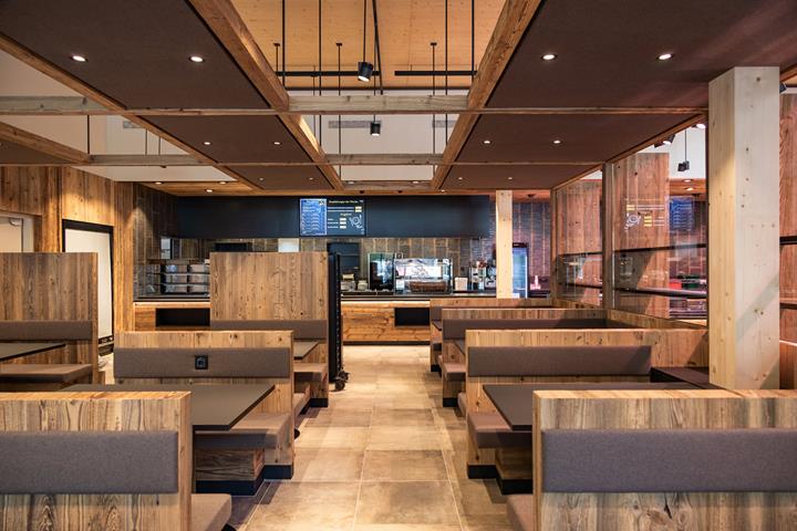 Prodejní a stravovací prostory (© ATP architekten ingenieure)