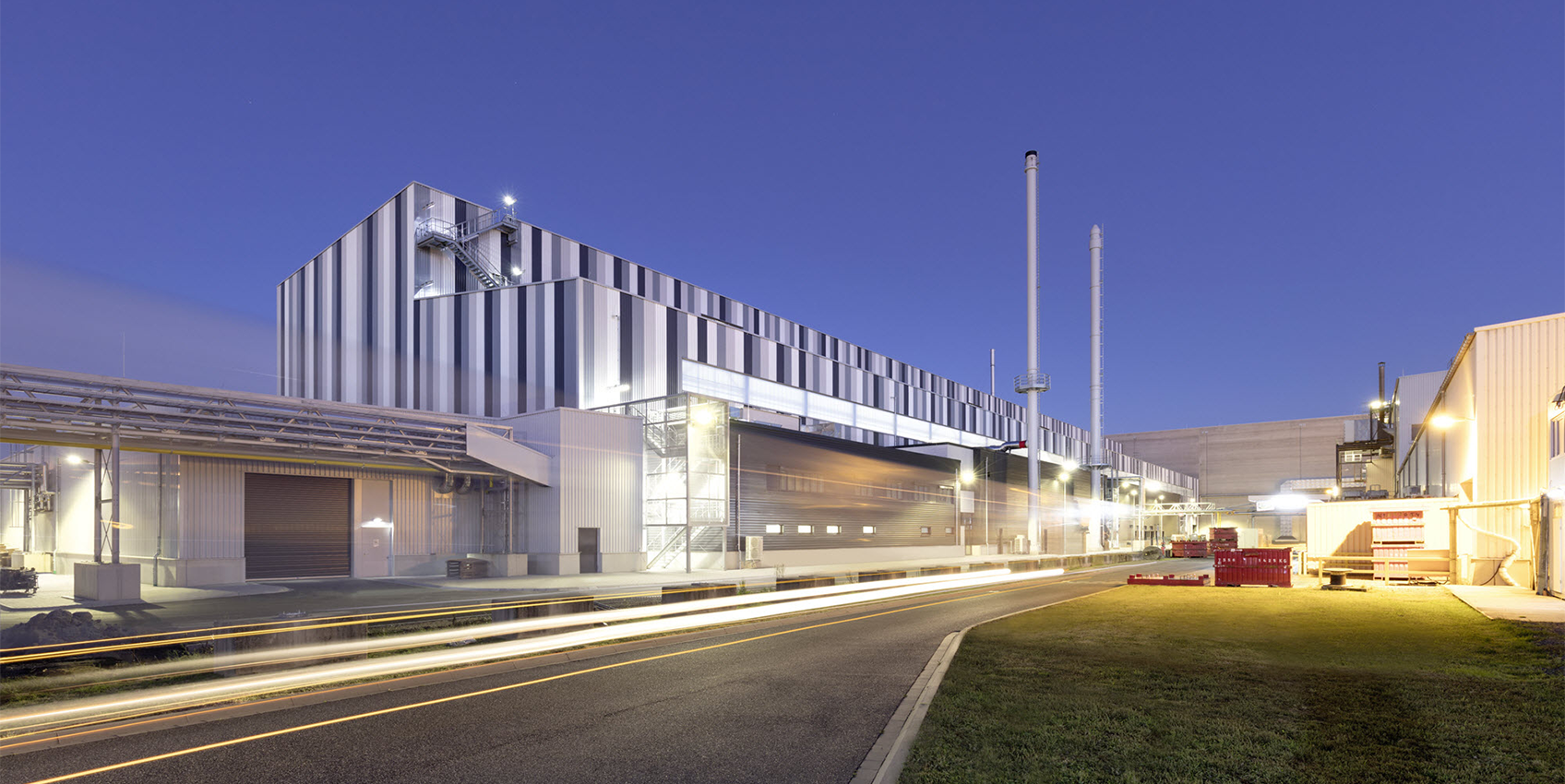 Dokončená výrobní hala Hydro Aluminium v Grevenbroichu (© Axel Hartmann)