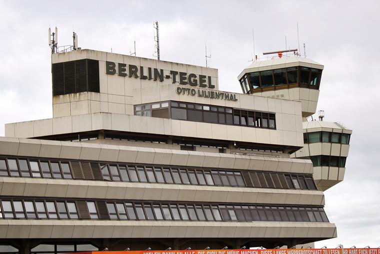 Nyní uzavřená, přesto působivá jako budova v brutalistickém stylu: Letiště Tegel v Berlíně.