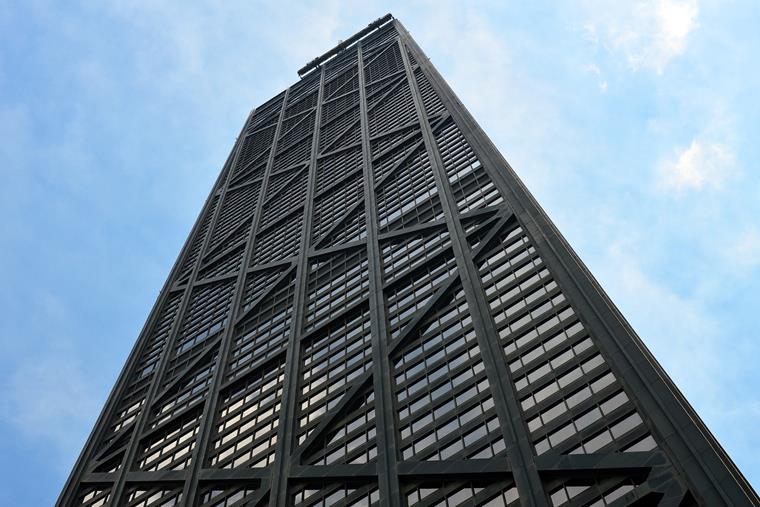 Ocel a sklo: Budova JOH THIN v Chicagu je považována za ranou stavbu high-tech architektury.