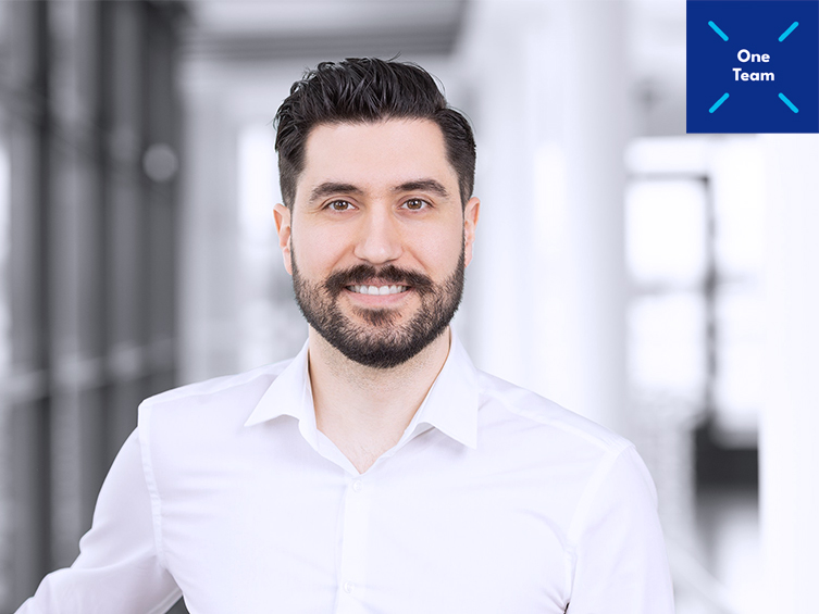 Marketing Team | Praxitelis