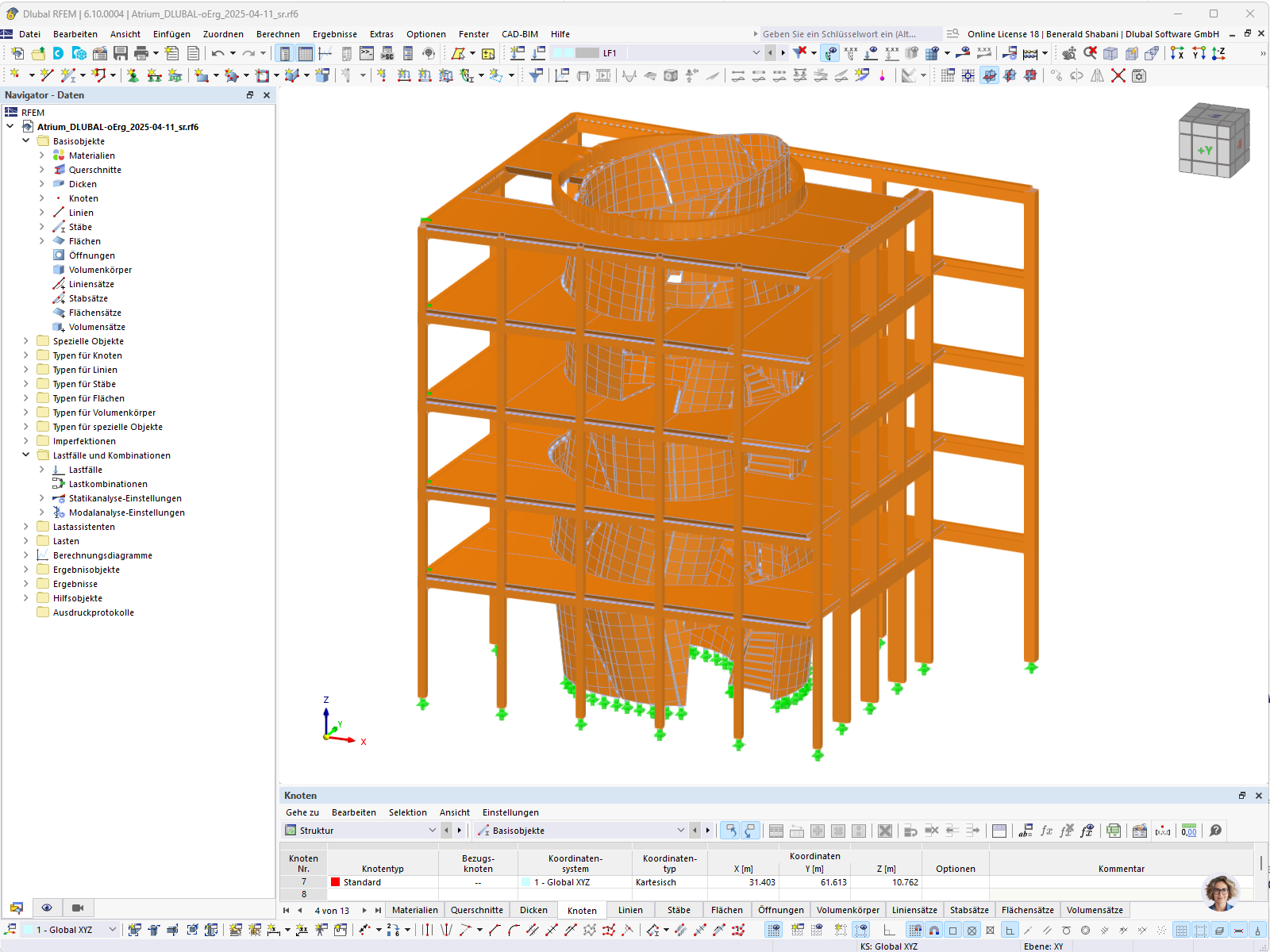 RFEM model atria s dřevěnou konstrukcí, znázorněný v architektonickém návrhu.