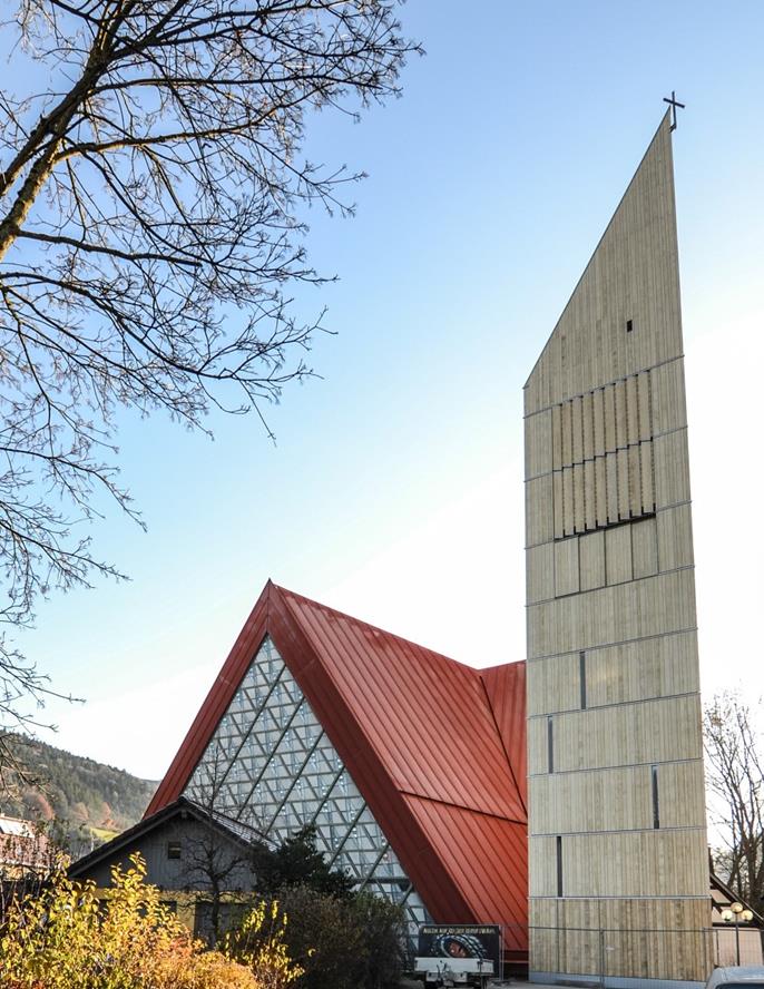 Moderní dřevěná zvonice