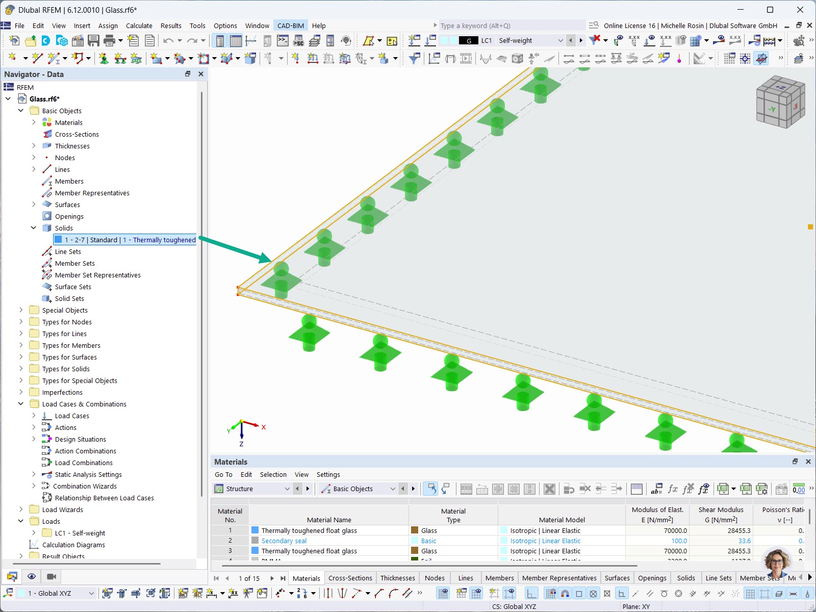 Skleněné modely se analyzují a posuzují jako tělesa v programu RFEM s využitím addonu Posouzení skleněných konstrukcí.
