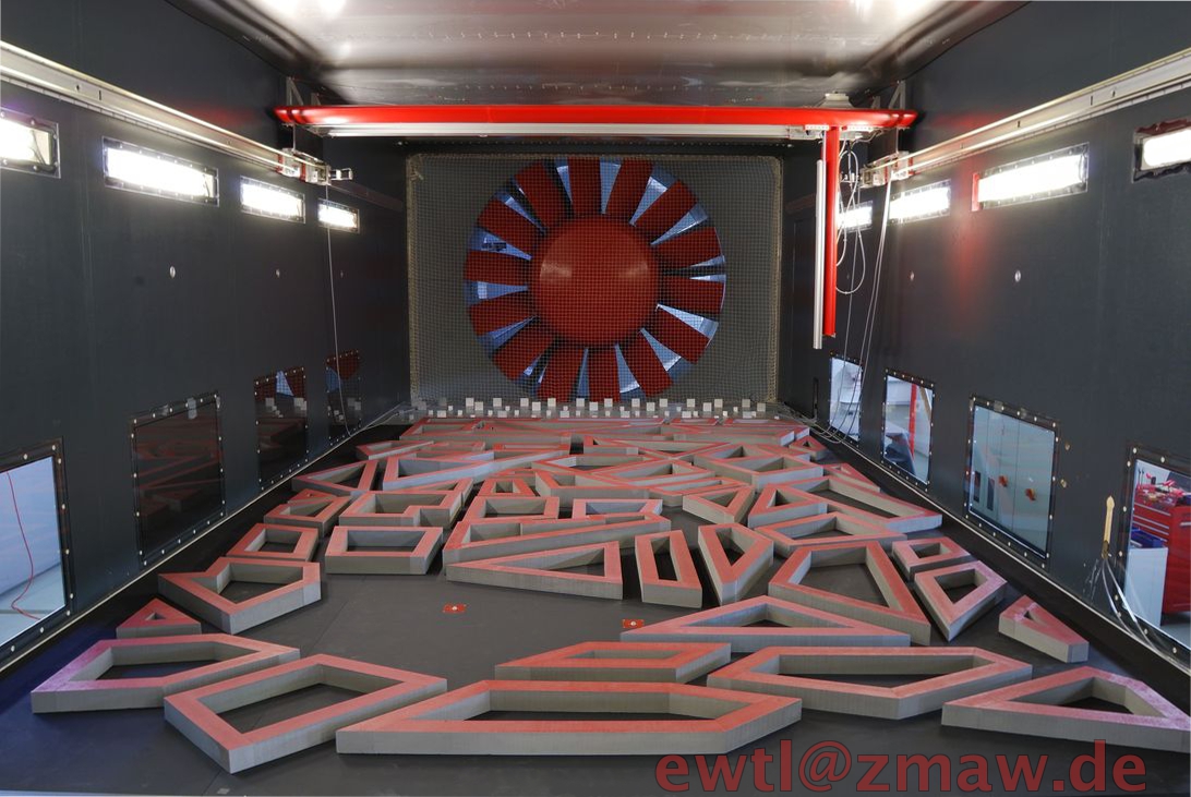 Model větrného tunelu s prvky drsnosti pro simulaci proudění v blízkosti základu "Michel City"