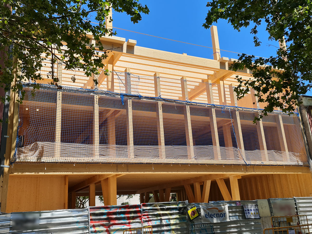 Gebäude während der Bauphase (© Estudi M103)