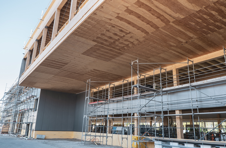 Außenansicht der Werkhalle während der Bauphase | © B3 Kolb AG