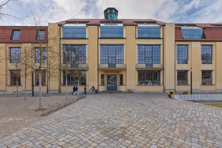 Noch heute werden an der Bauhaus-Universität in Weimar die Lehren modernen Designs weitergegeben.