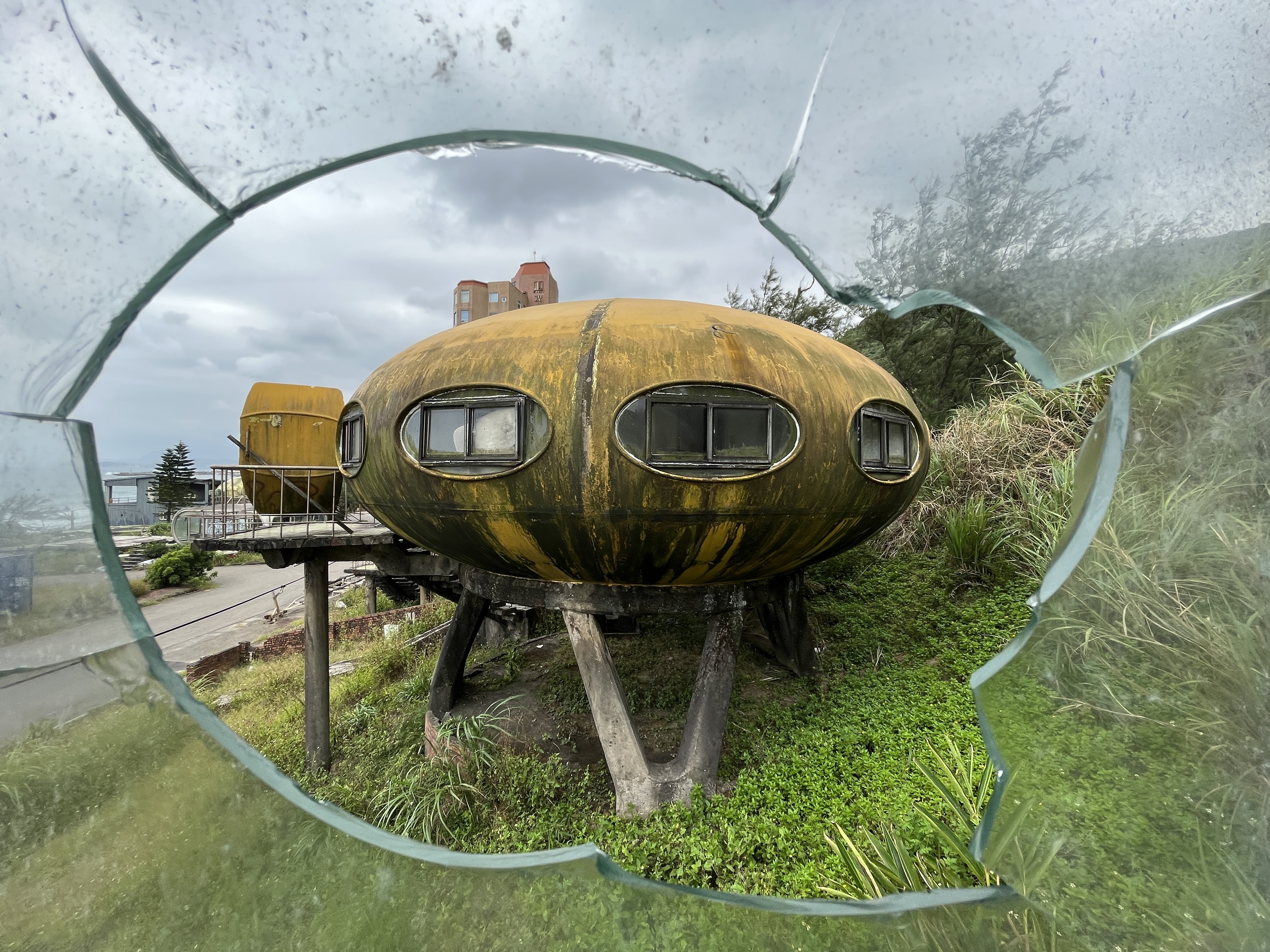 Ein berühmter Lost Place: die UFO-Siedlung in Taiwan.