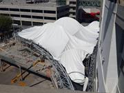 Plane während der Montage (© Ing. Agustin Alvarez Sarrieta)