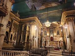 Innenraum der San Francisco-Kirche | Hauptaltar, Gewölbe und verfallene Struktur