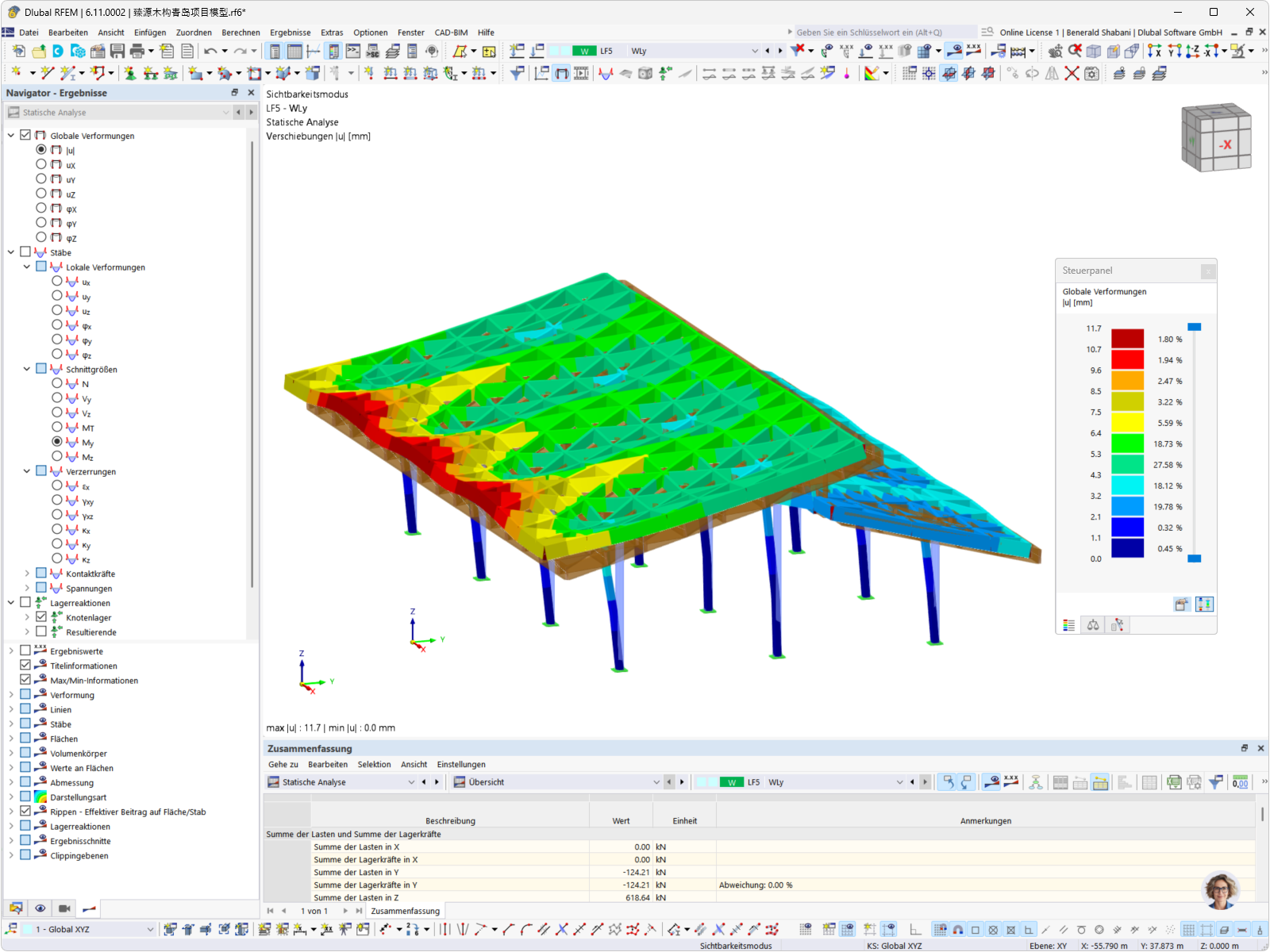 Berechnung der Verformungen eines Holz-Gitterrostdachs mit RFEM durch eine präzise Analyse der Struktur.