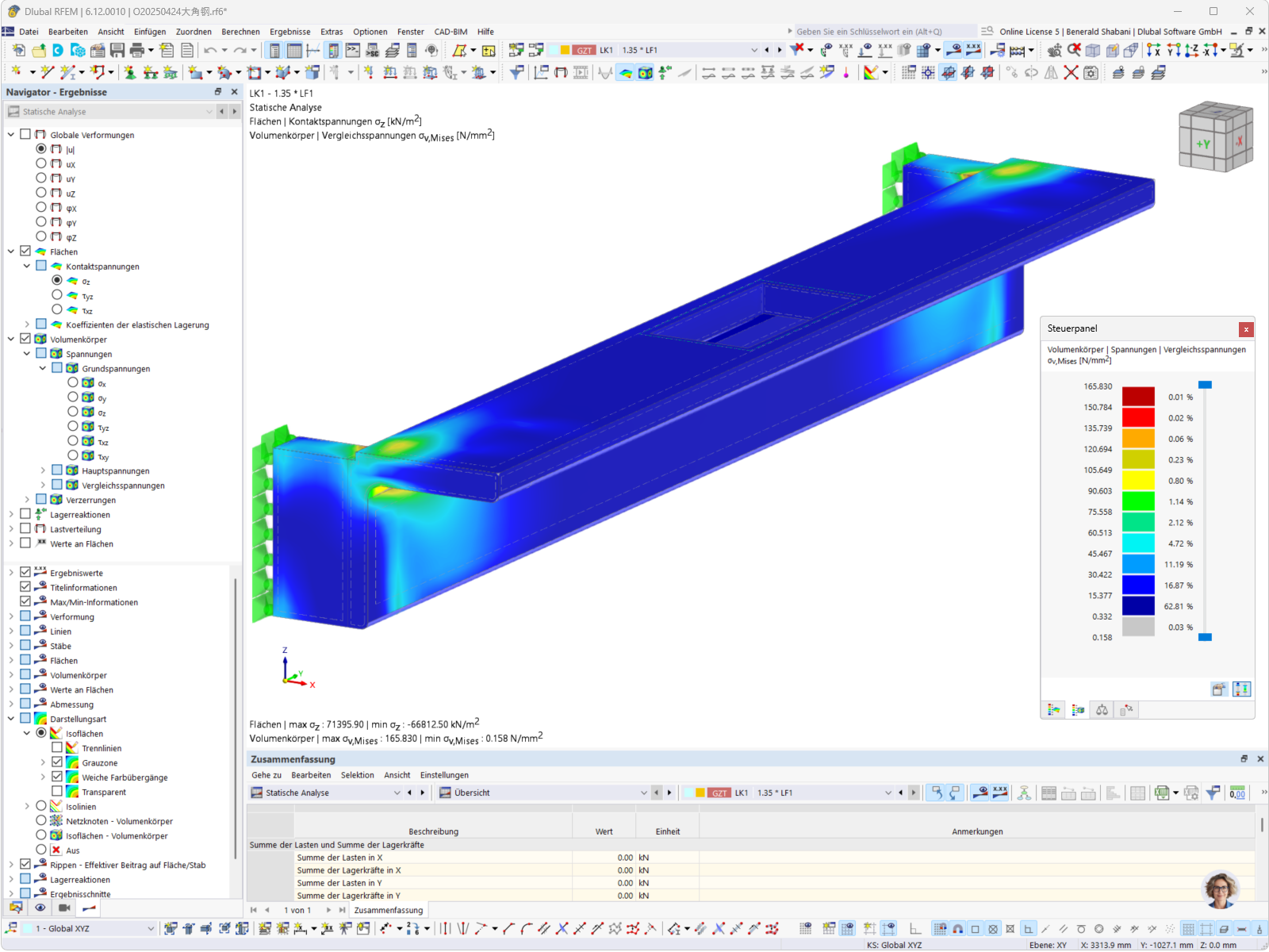 Spannungsberechnung eines Stahlträgers mit Darstellung der Vergleichsspannungsverteilung.