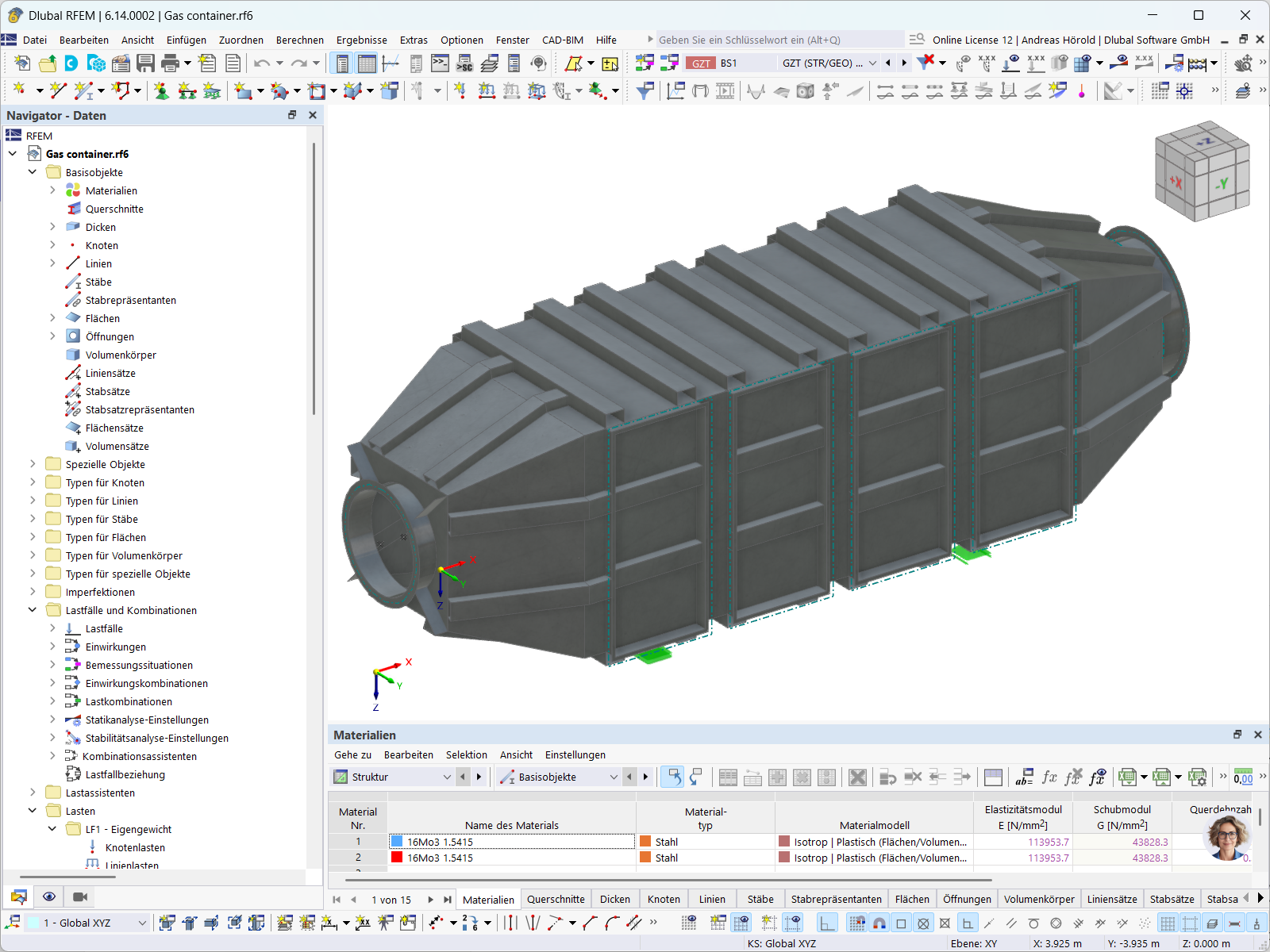 3D-Modell eines Gasbehälters aus Edelstahl zeigt strukturelle Details und architektonische Elemente.