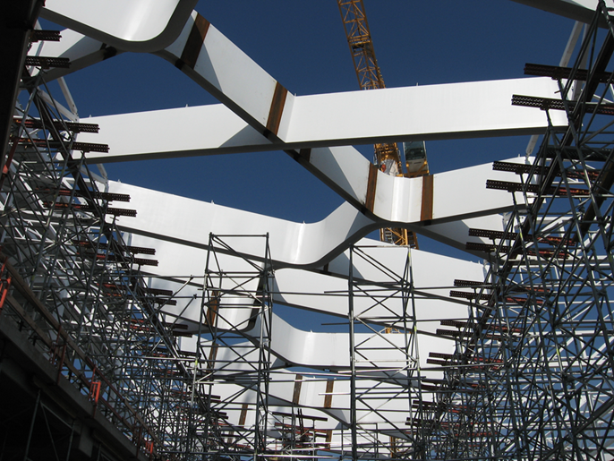 Steel Structure of Food Court Roof (© Helika a.s.)