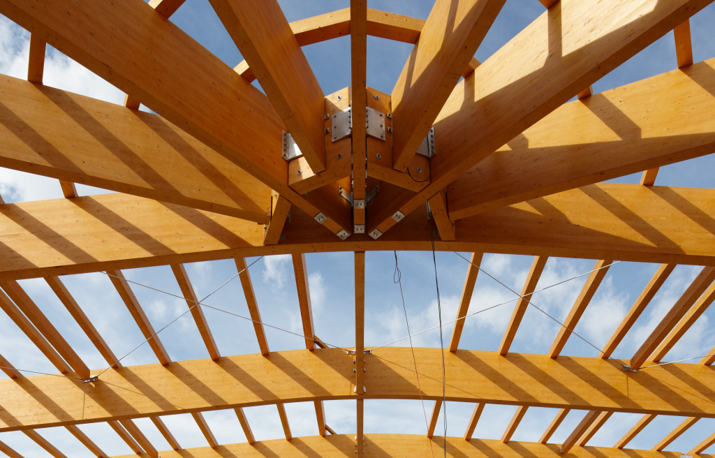 Half-Frame Connection on Exterior Main Frame (© KASPER CZ s.r.o.)