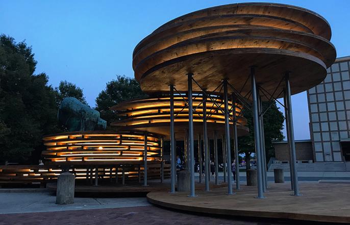 Illumination of Conversation Plinth (Photo: IKD)