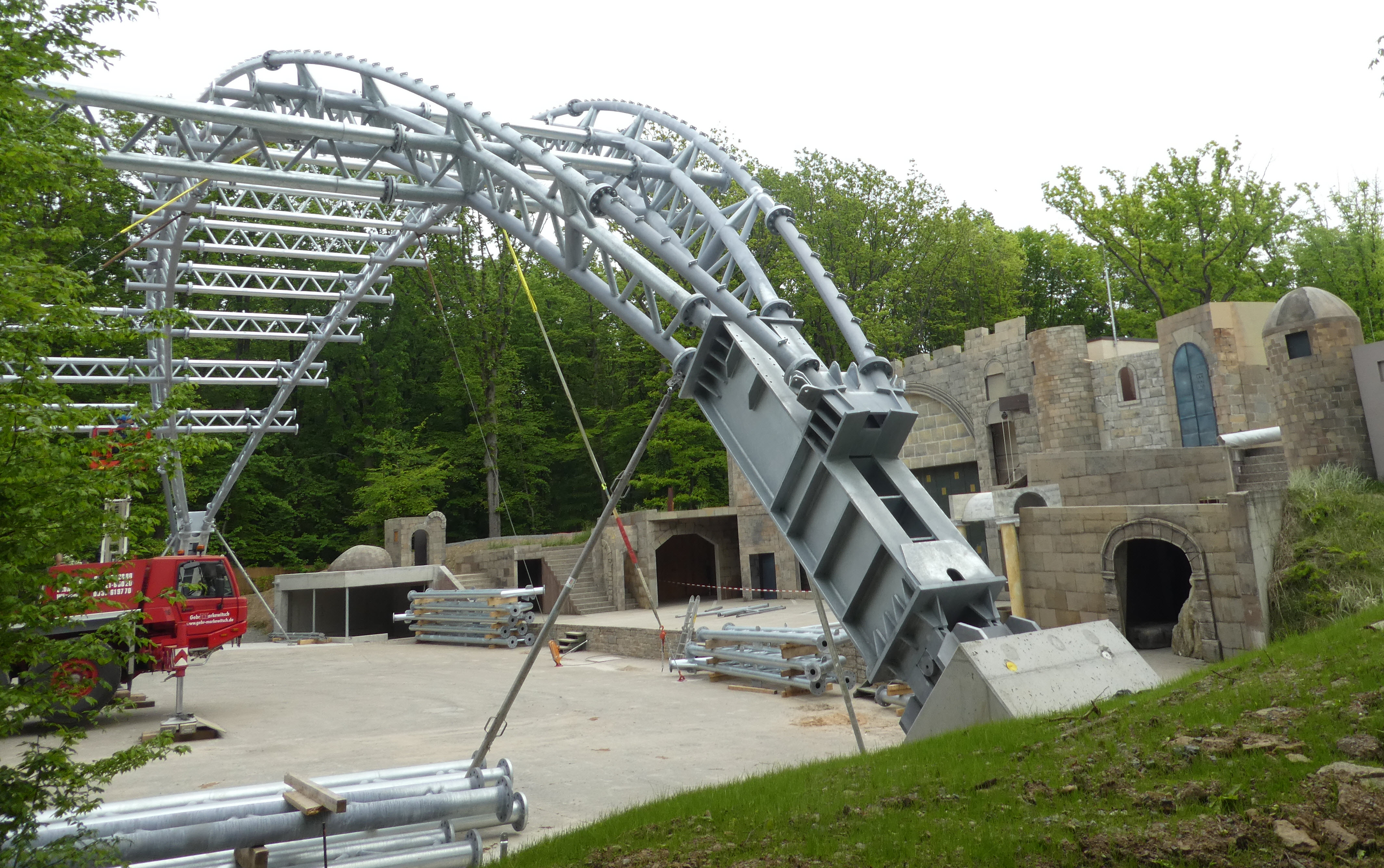 Roof Structure During Construction (© Joachim Ingenieure)