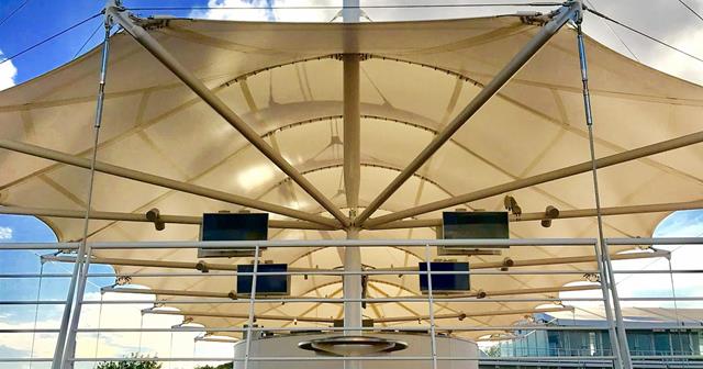 Champagne Bar Roof, View from Below (© ptprojects)