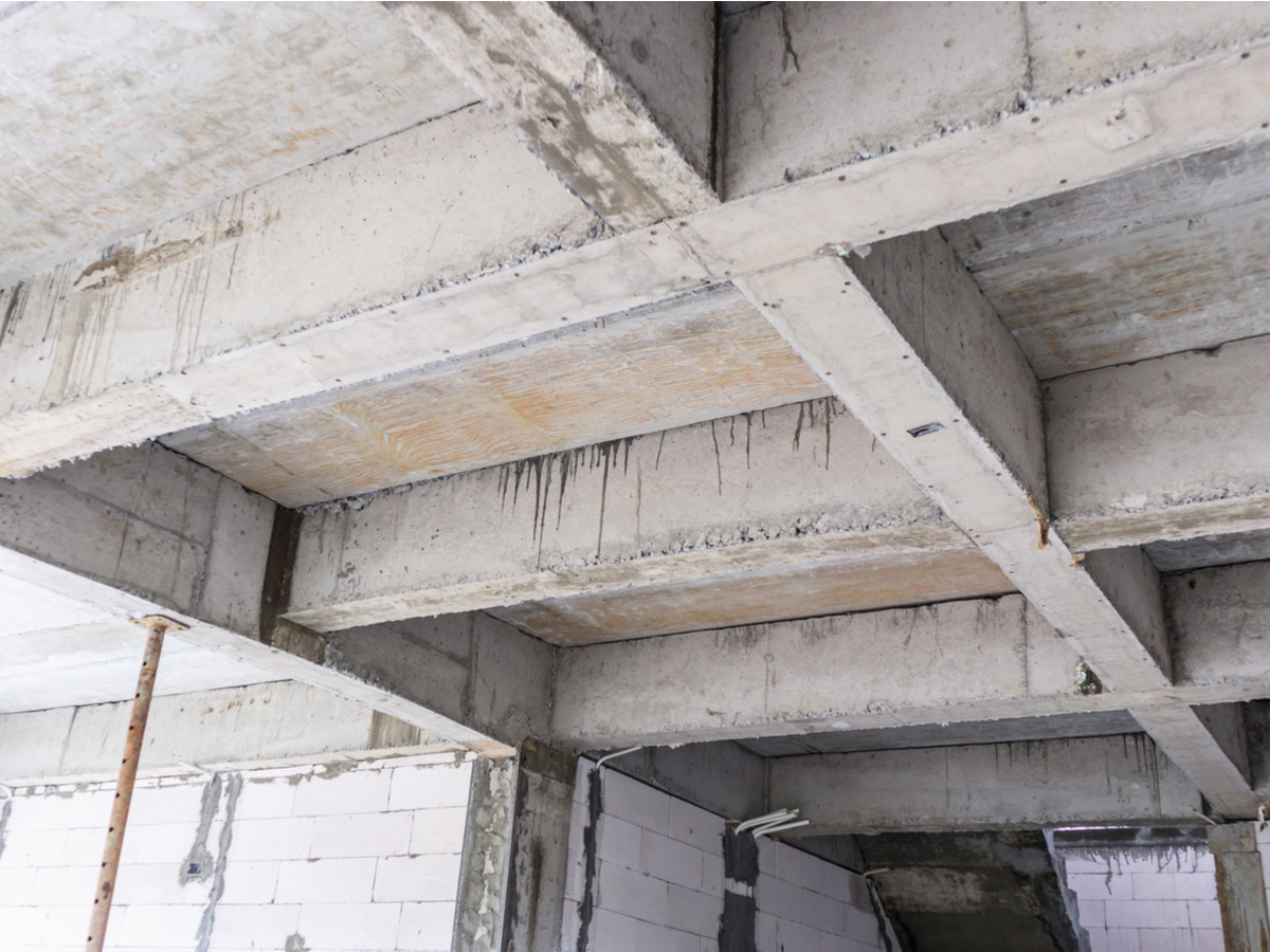 Downstand beams supported directly and indirectly.