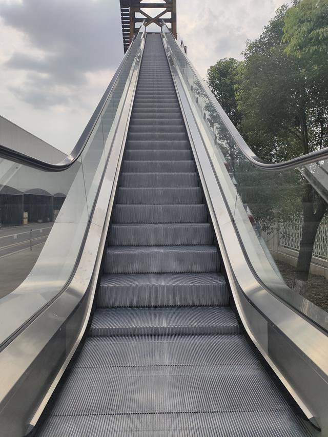 Escalator After Assembly (© Giant KONE Elevator Co., Ltd.)