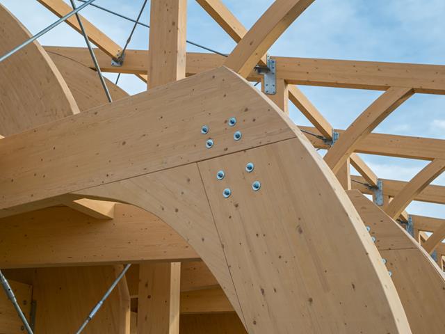 Roof Structure Made of Glued-Laminated Timber