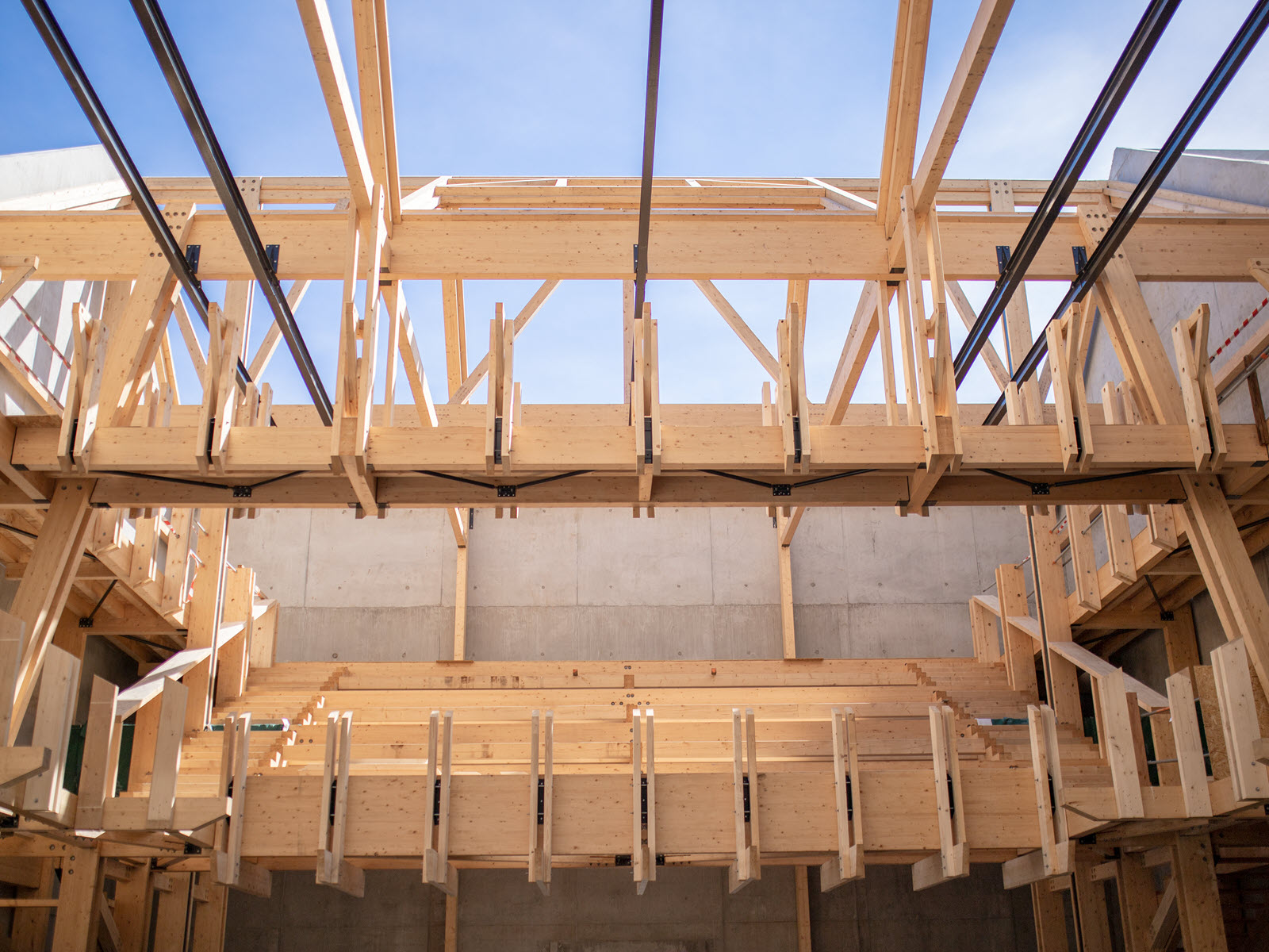 Interior View of New Concert Hall (© LCA Construction Bois)