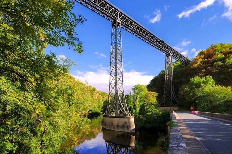 Eiffel's Viaduc de Rouzat in France, known for its impressive steel structure.