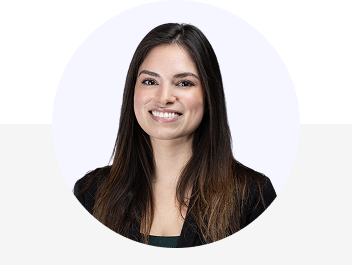 Portrait of Ansley Varela celebrating the 10th anniversary of Dlubal Software USA.