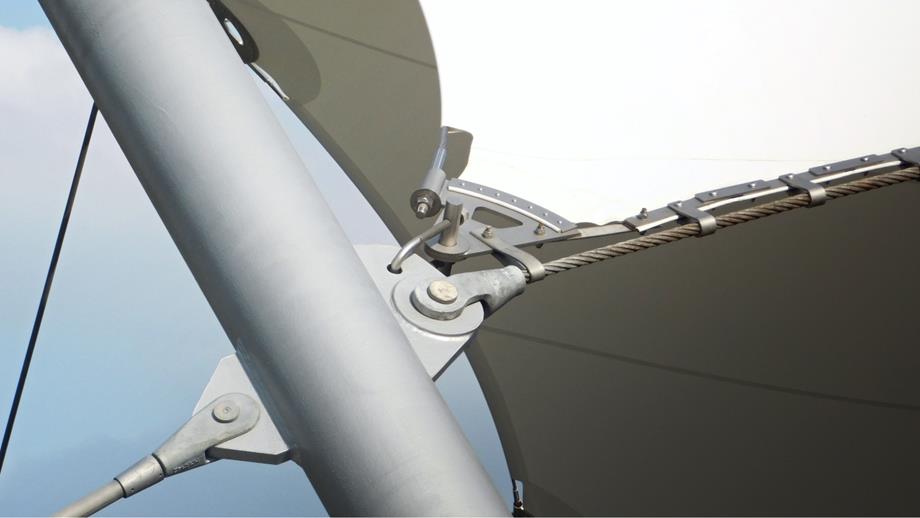 Roofing of the amphitheater at Benedikt in Most, details of the membrane structure.