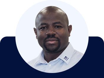 M.Eng. Cosmé Asseya presenting at BATIMAT 2026, a prominent building trade fair, showcasing innovative engineering solutions.