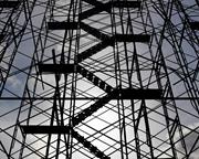 Andamio industrial con escaleras