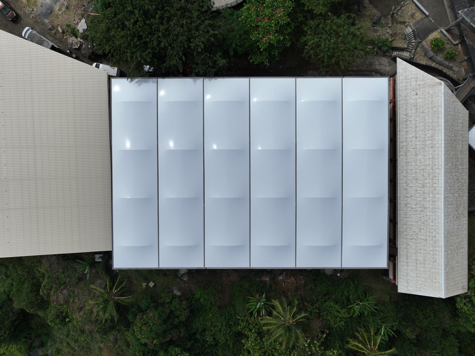 Vista superior del parque infantil de la zona deportiva (© Normandie Structures)