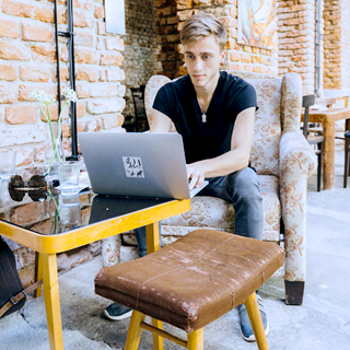 Le damos la bienvenida a nuestro nuevo compañero