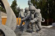 Monumento a los bomberos en Chernóbil que perdieron la vida