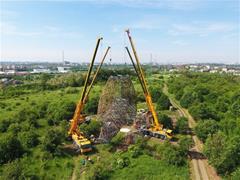 Montage des Aussichtsturms (© Aleš Jungmann)