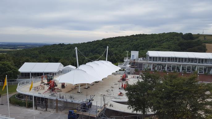 Bar à champagne pendant les travaux (© Tayio Europe)