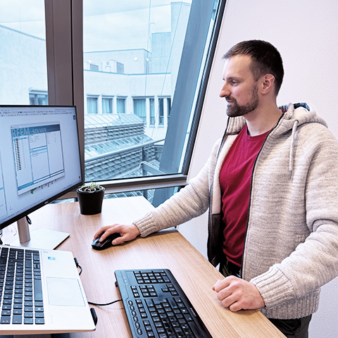 Service client | Personne 4