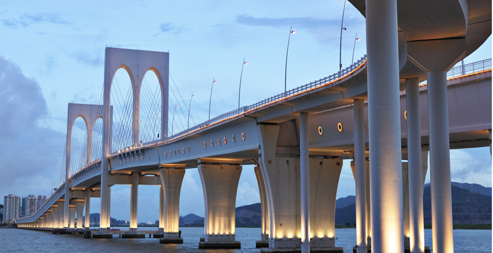 Image illustrant un pont avec des détails techniques définis