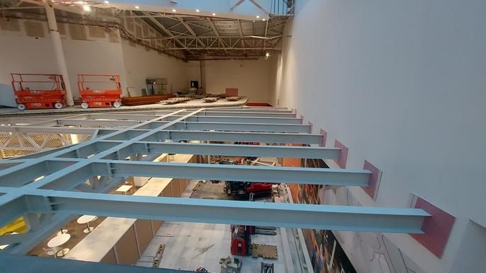 Extension du centre commercial Westfield avec nouvelles salles de cinéma, renforcements de la toiture nord