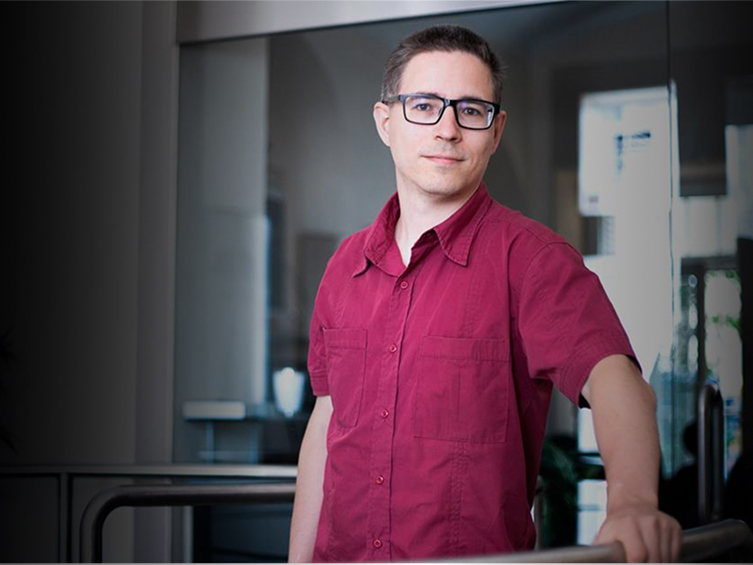 Portrait d'Ondřej Šupčík, employé, présentant son profil professionnel.