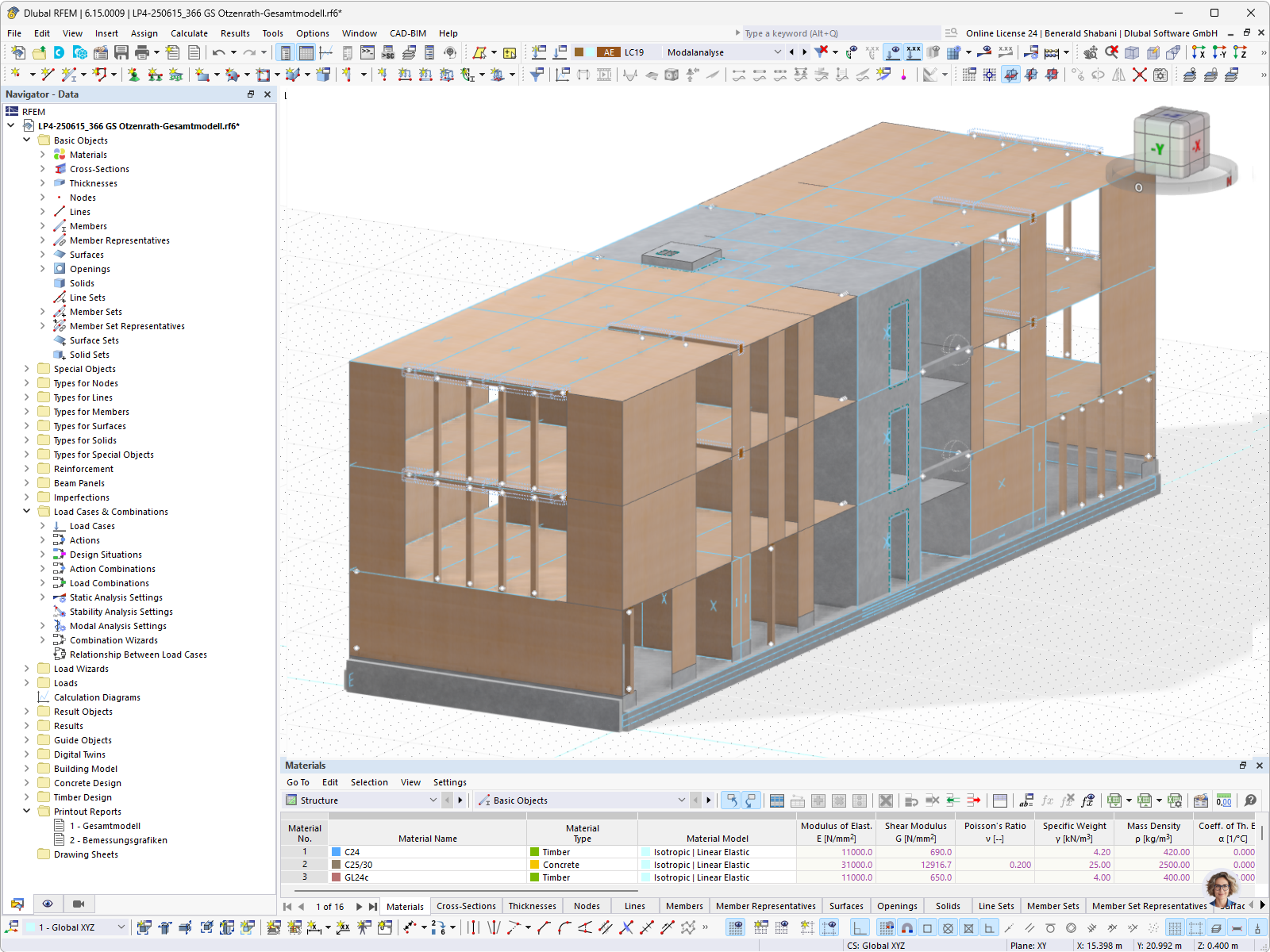 Modèle de structure 3D d’extension d’école primaire en construction hybride avec des éléments de plancher en bois, des noyaux en béton et des voiles de cisaillement, dans le logiciel RFEM