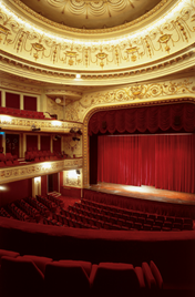 Vista interna del Théâtre Marigny (© Wilmotte & Associés SA)