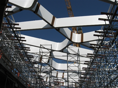 Stahlkonstruktion des Food Court-Daches (© Helika a.s.)