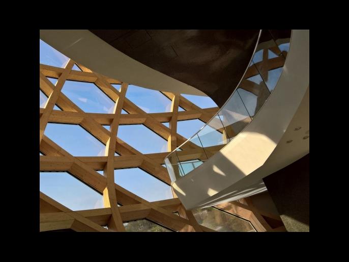 Innenansicht der Holztragkonstruktion des CIMU (© sblumer ZT GmbH)