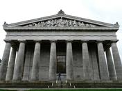 Imponente ingresso del Valhalla Memorial a Ratisbona (Germania)