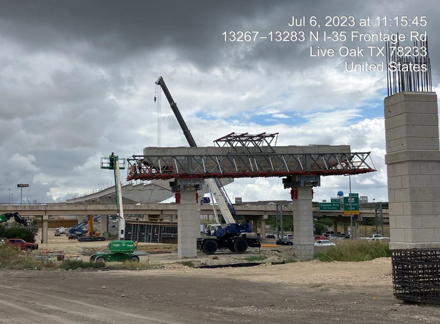 Assemblaggio della piattaforma Dance Floor System