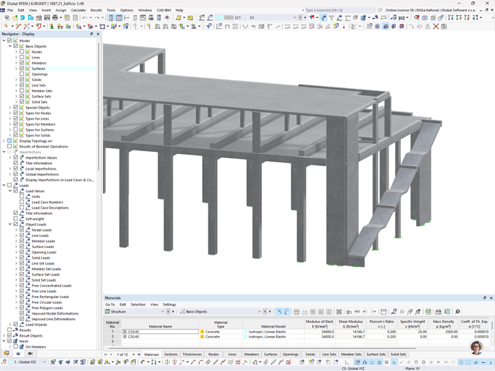 Istituto Nautico moderno con design in pietra a terrazze